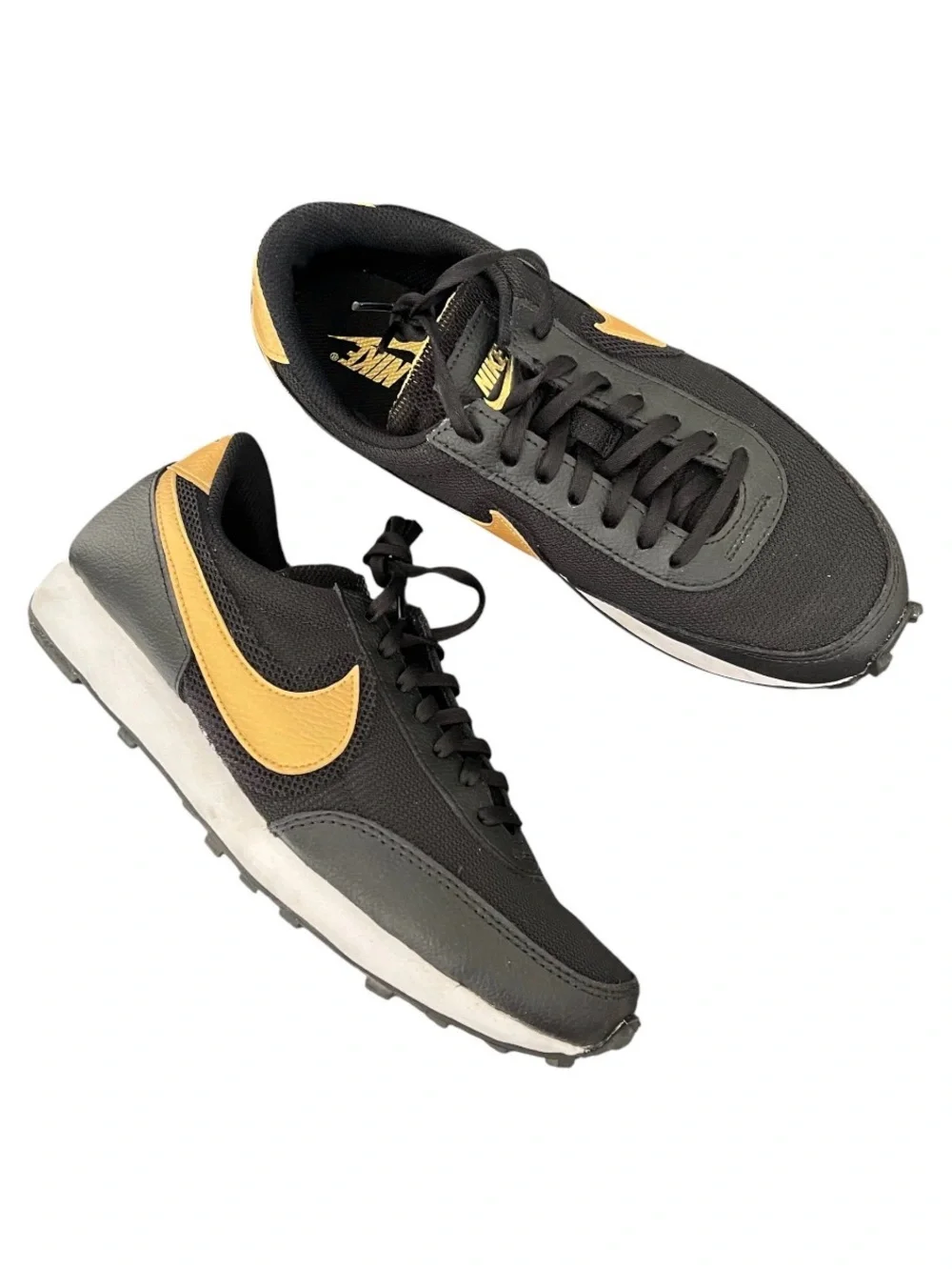 ✔️GUC✔️NIKE Daybreak 'Black Metallic Gold'